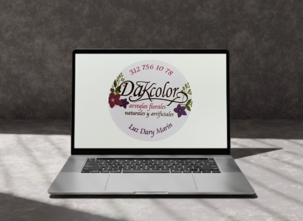 Logo de Dakcolor Arreglos Florales Naturales y Artificiales por Luz Dary Marín.